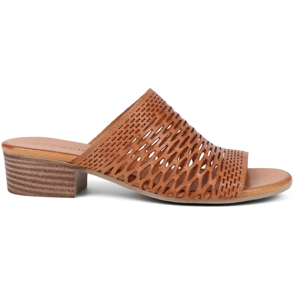 Block-Heeled Leather Sandals  - BELMET39007 / 325 481