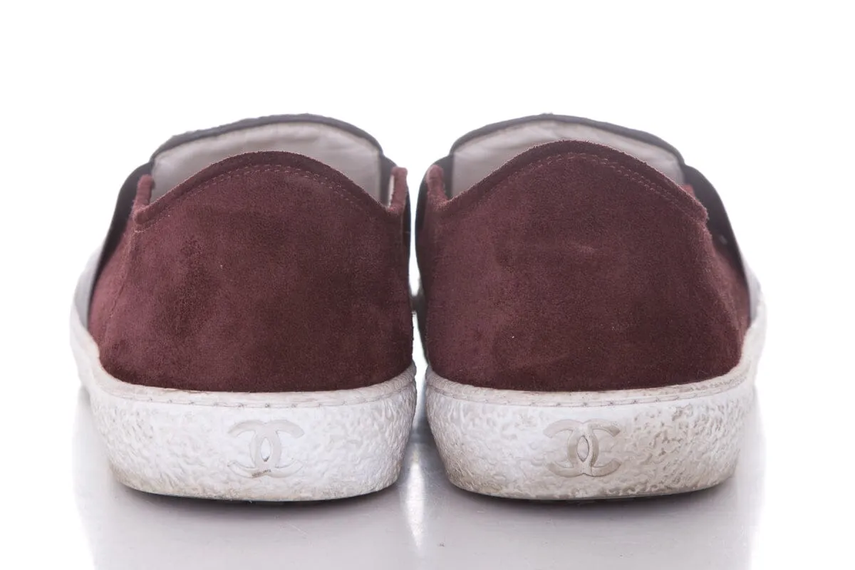 Chanel Grey Tweed & Burgundy Suede Sneakers SZ 41