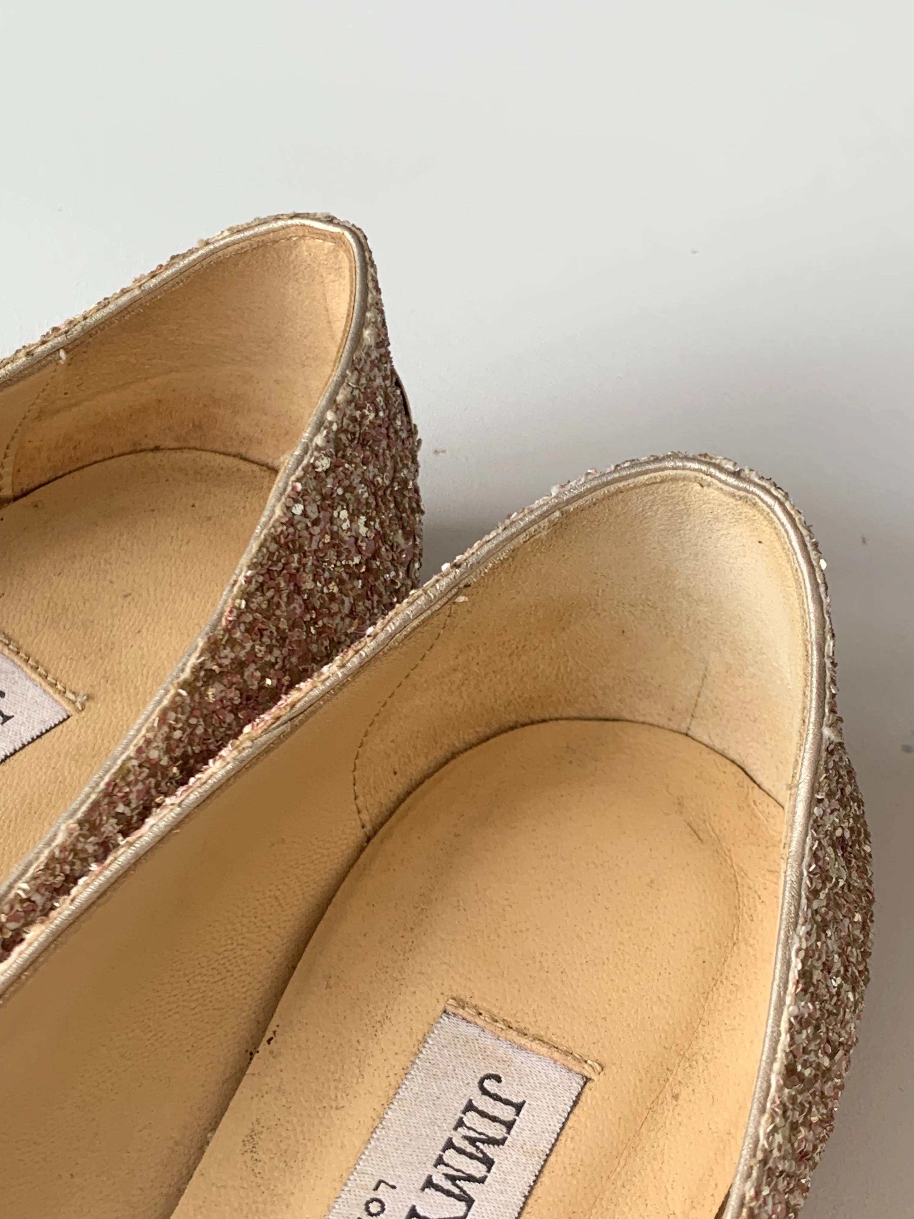 <B>JIMMY CHOO</B> <BR>Glitter Gala Point Toe Ballerina Flats 37
