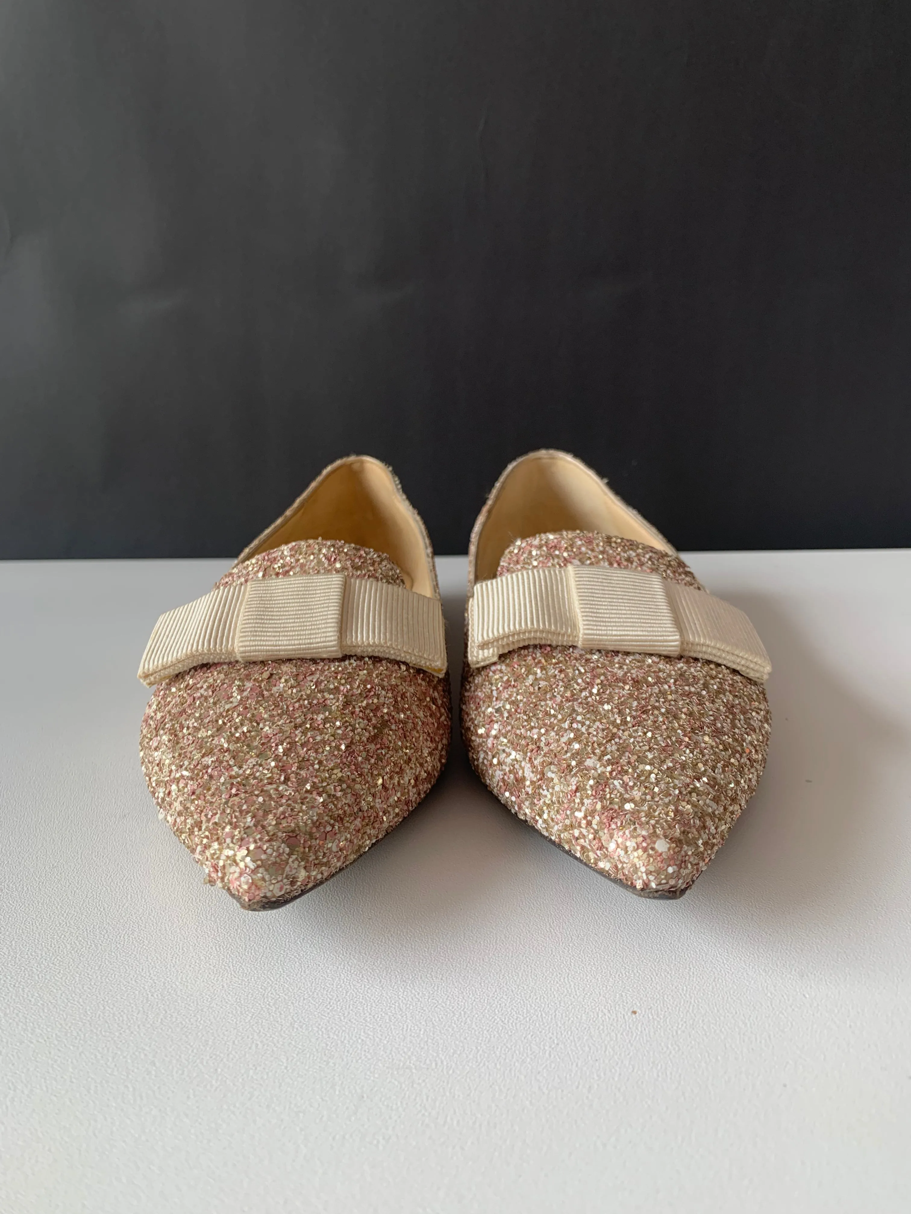 <B>JIMMY CHOO</B> <BR>Glitter Gala Point Toe Ballerina Flats 37