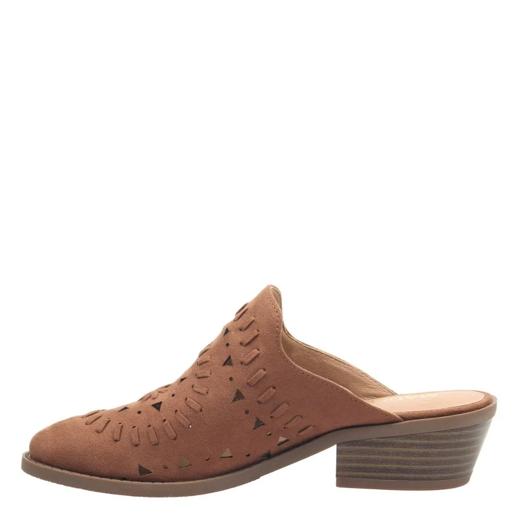 MADELINE GIRL - HOWDY in TOBACCO Mules