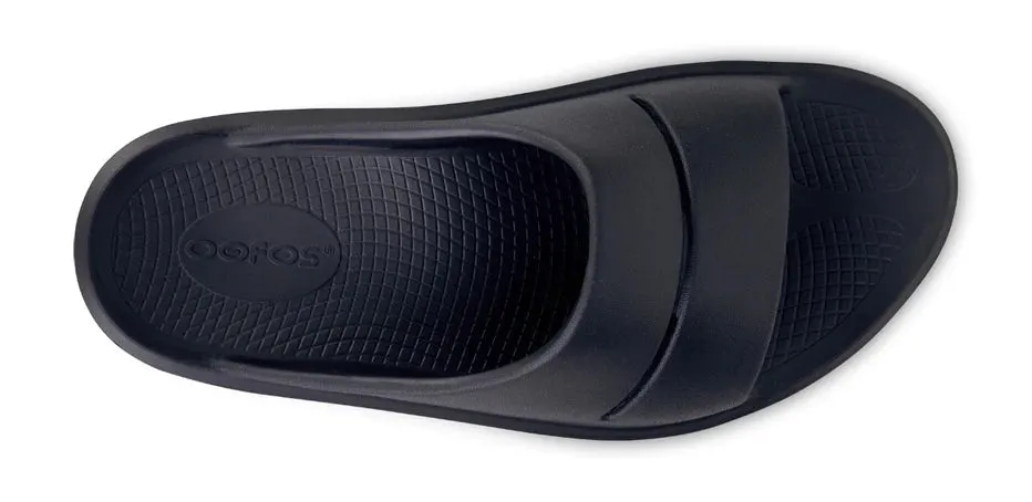 Oofos Women’s Oomega Ooah Slides Black