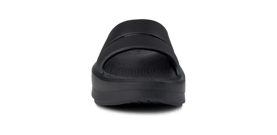 Oofos Women’s Oomega Ooah Slides Black