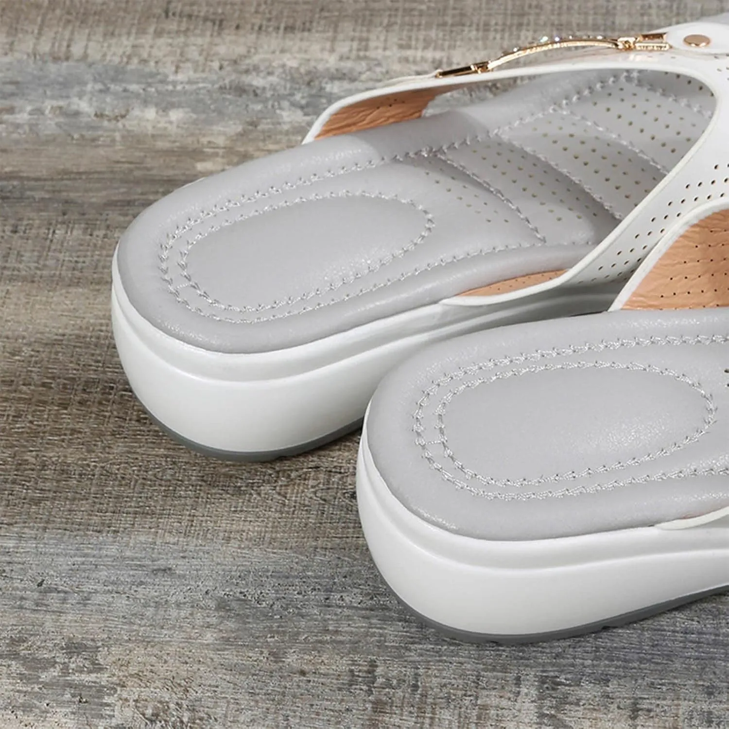 Red Flip Flops for Women Trendy Arch Support Soft Cushion Thong Sandals 2025 Summer Beach Slippers Shoes