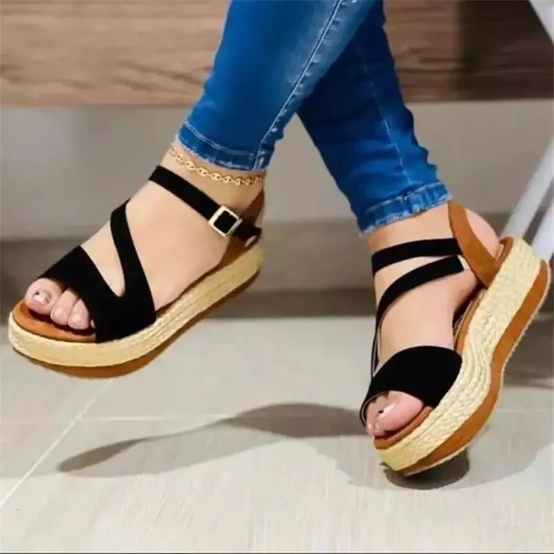 Rose – Platform Sandals with Hollow Buckle