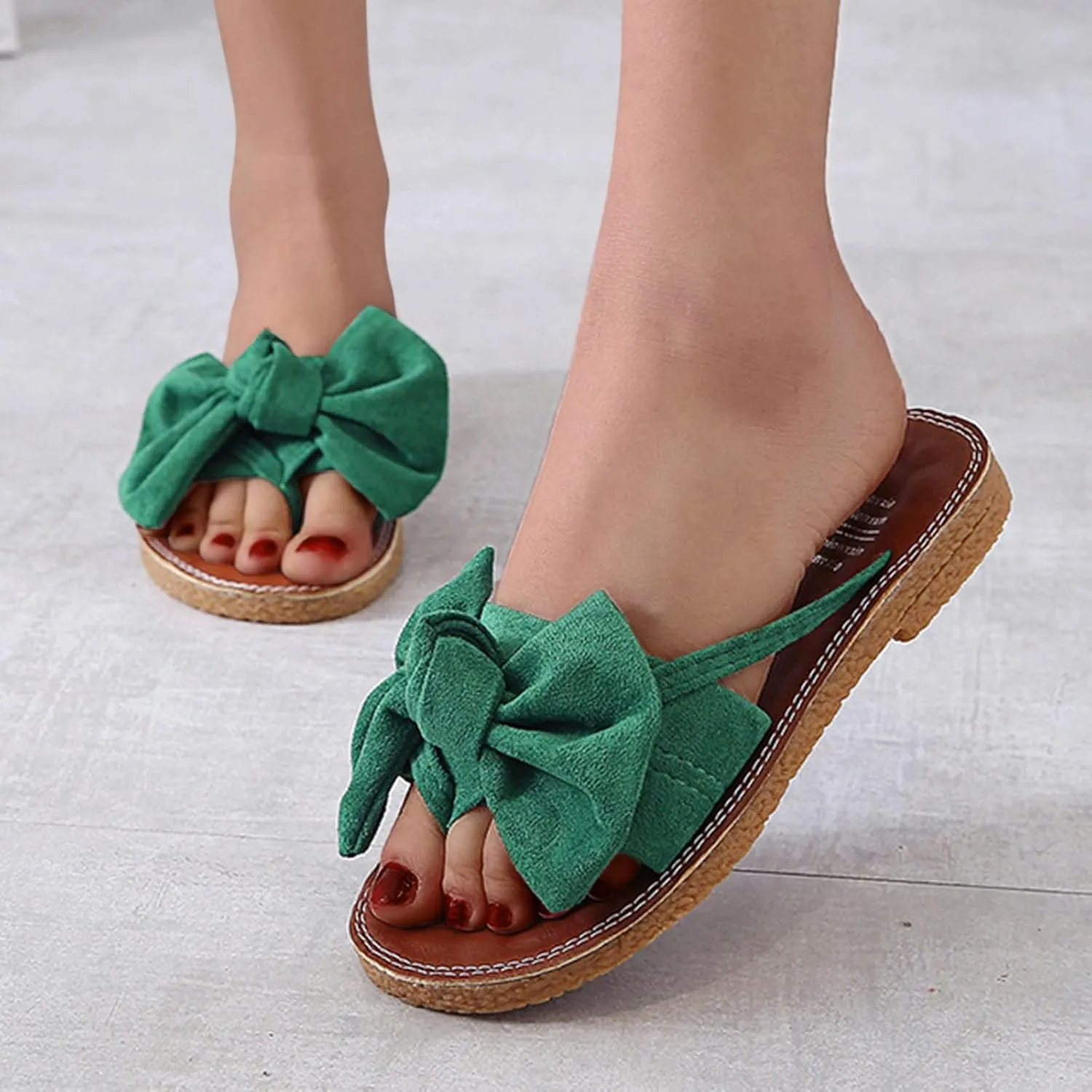 Womens Slip On Flip Flops Ring Toe Strappy Summer Gladiator Flat Sandals 2025 Trendy